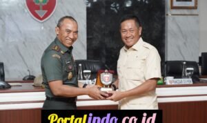 GridArt_20250718_090309828