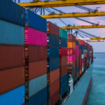 kapal logistik laut 1